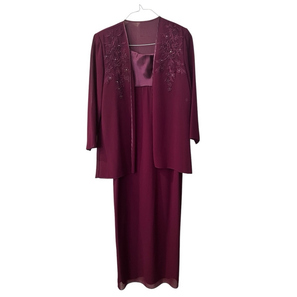 Patra two piece dress burgundy size 8 Vintage embroidery to jacket Maxi